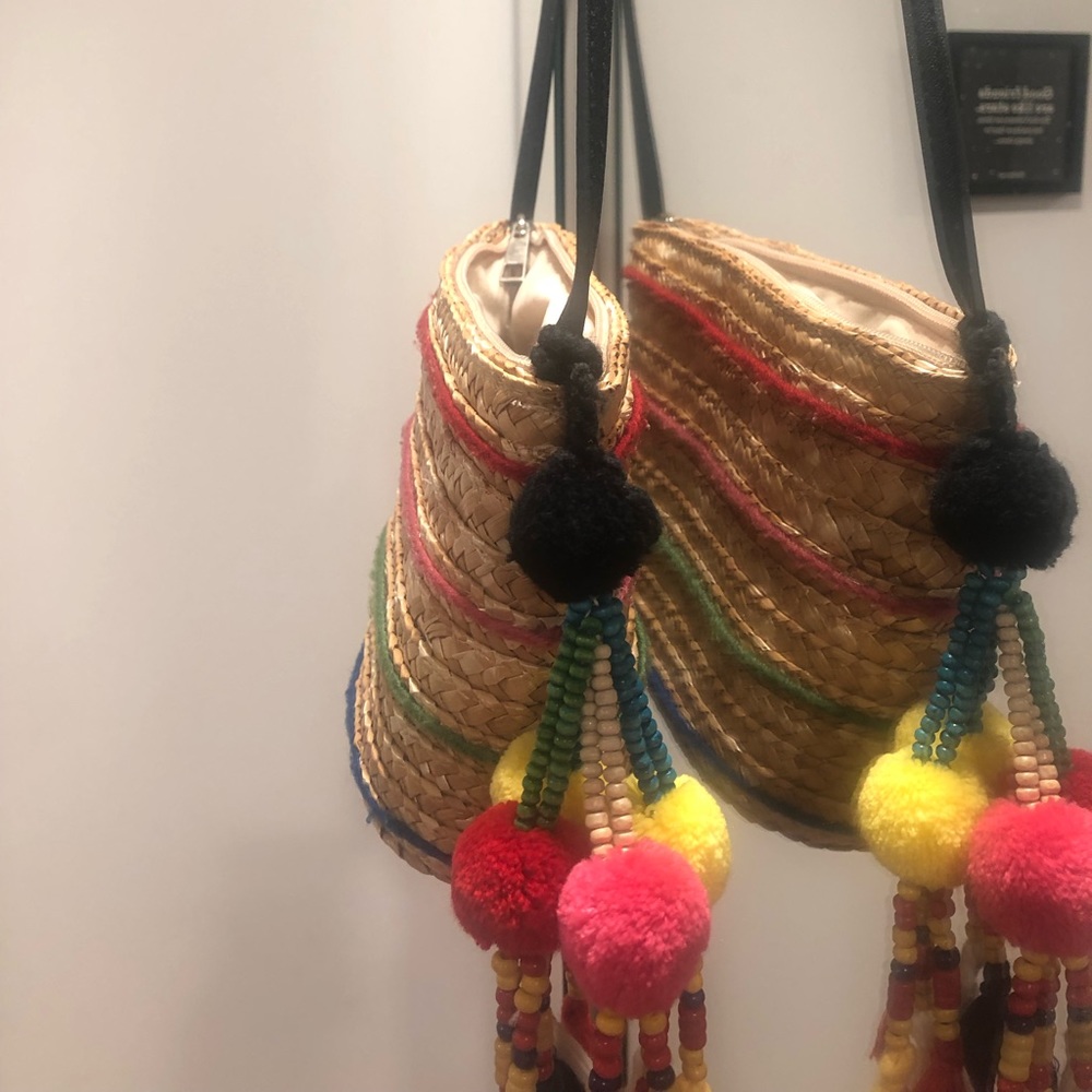 Bag - Picture 1 of 3